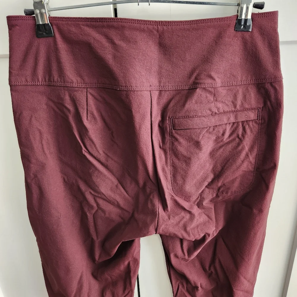 Athleta Wandet Slim Ankle Pants Size 4